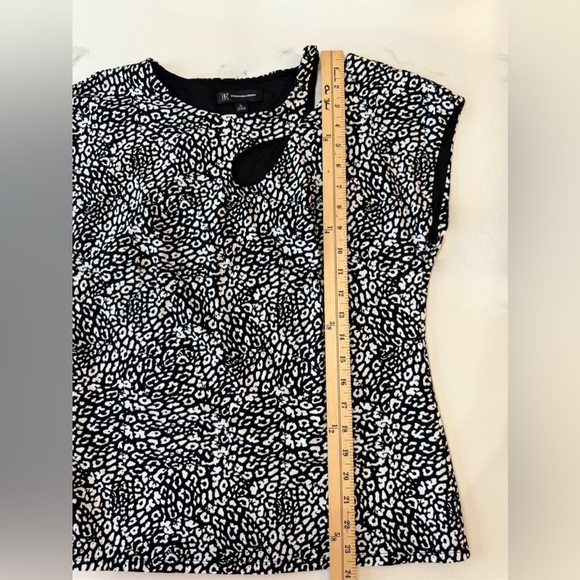 INC International Concepts Black and White Patterned Blouse, PL - Picture 5 of 5